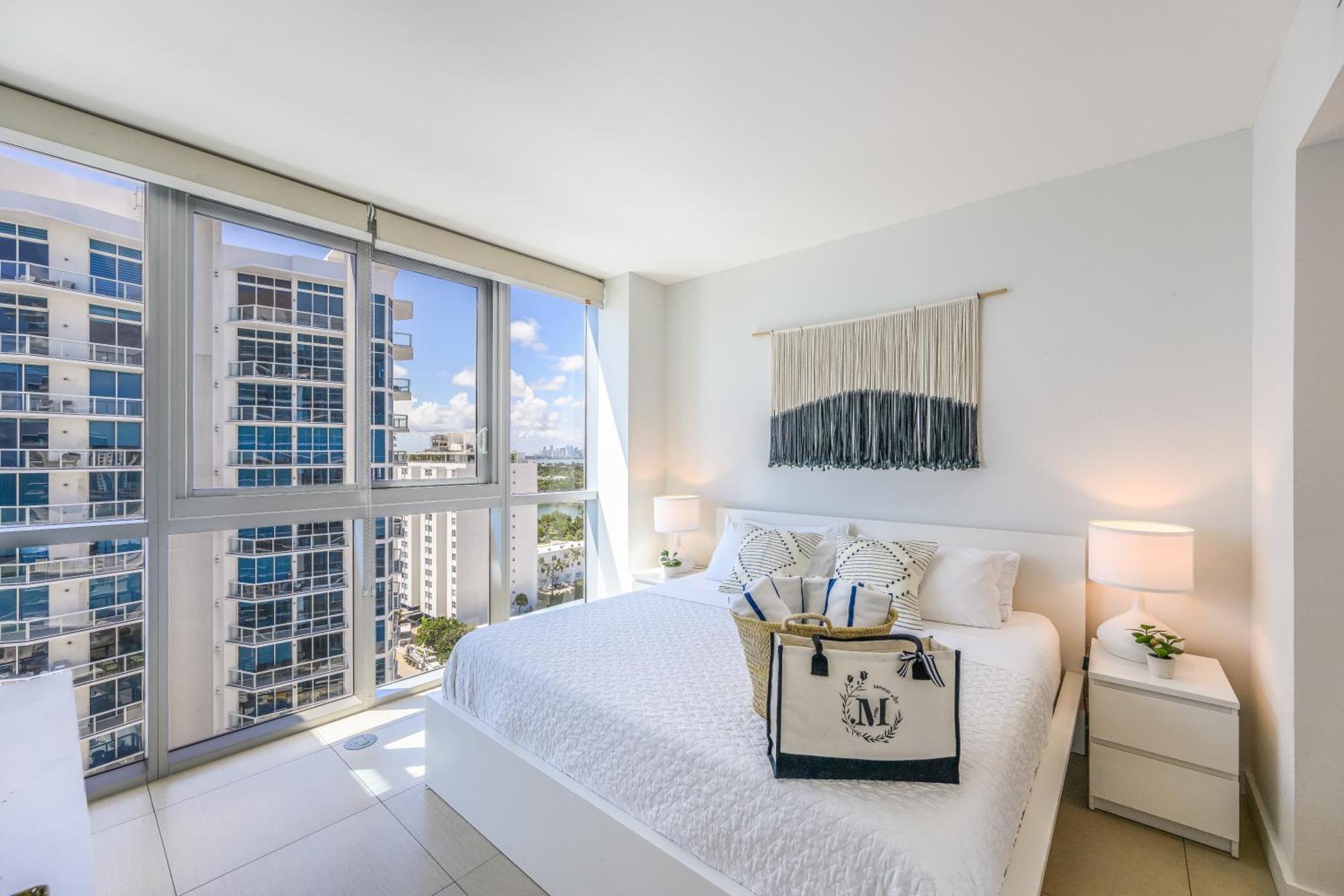 One-Bedroom Apartment Partial Sea View