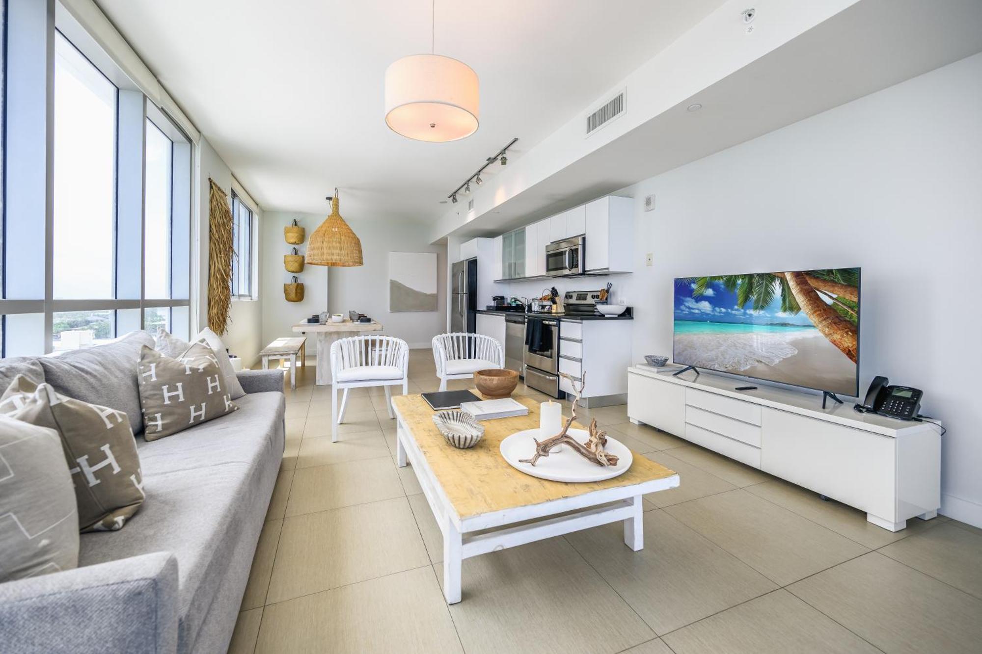 Luxury Beachfront Apartment
