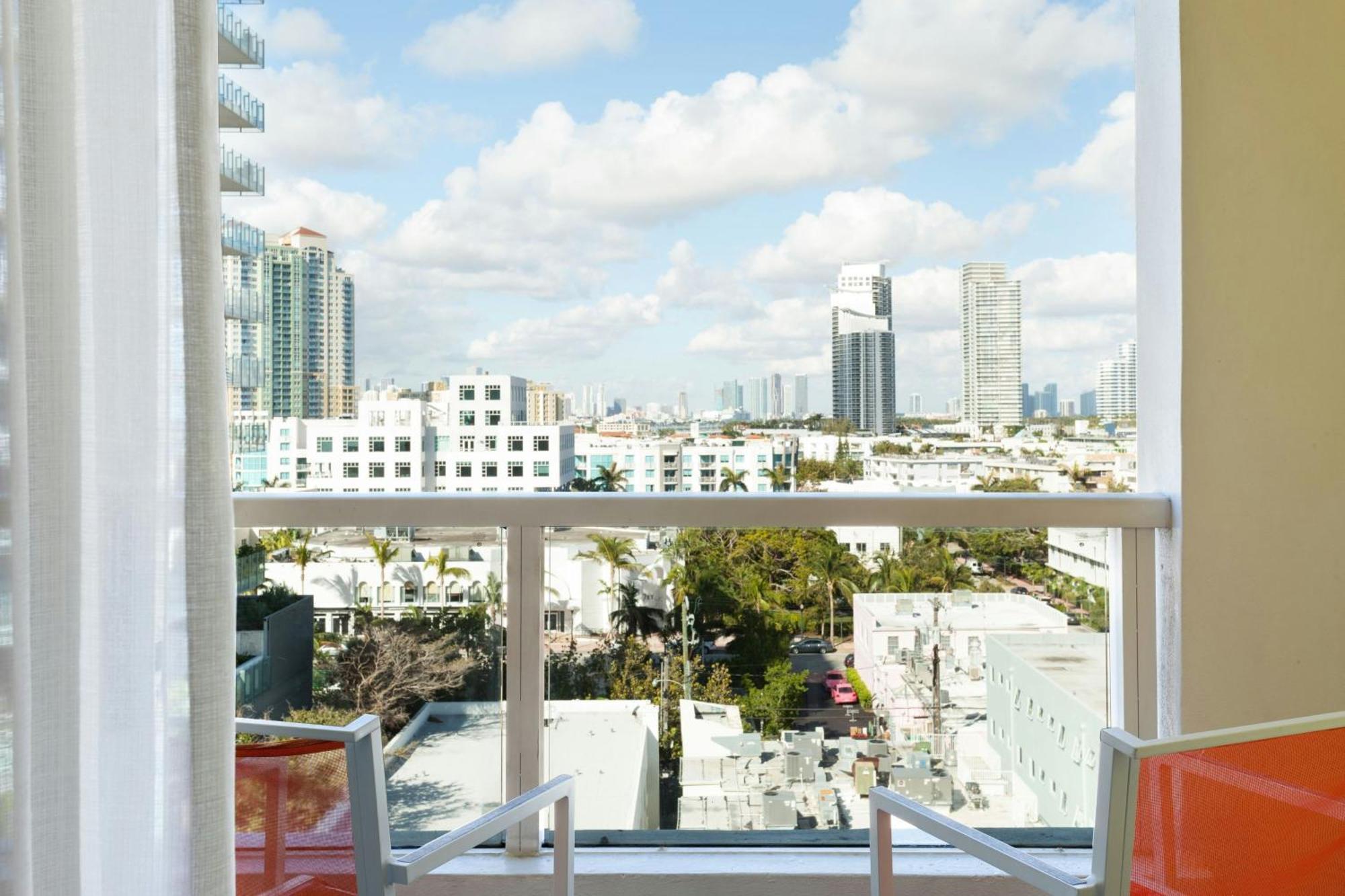 Two Double Beds Room City View Balcony
