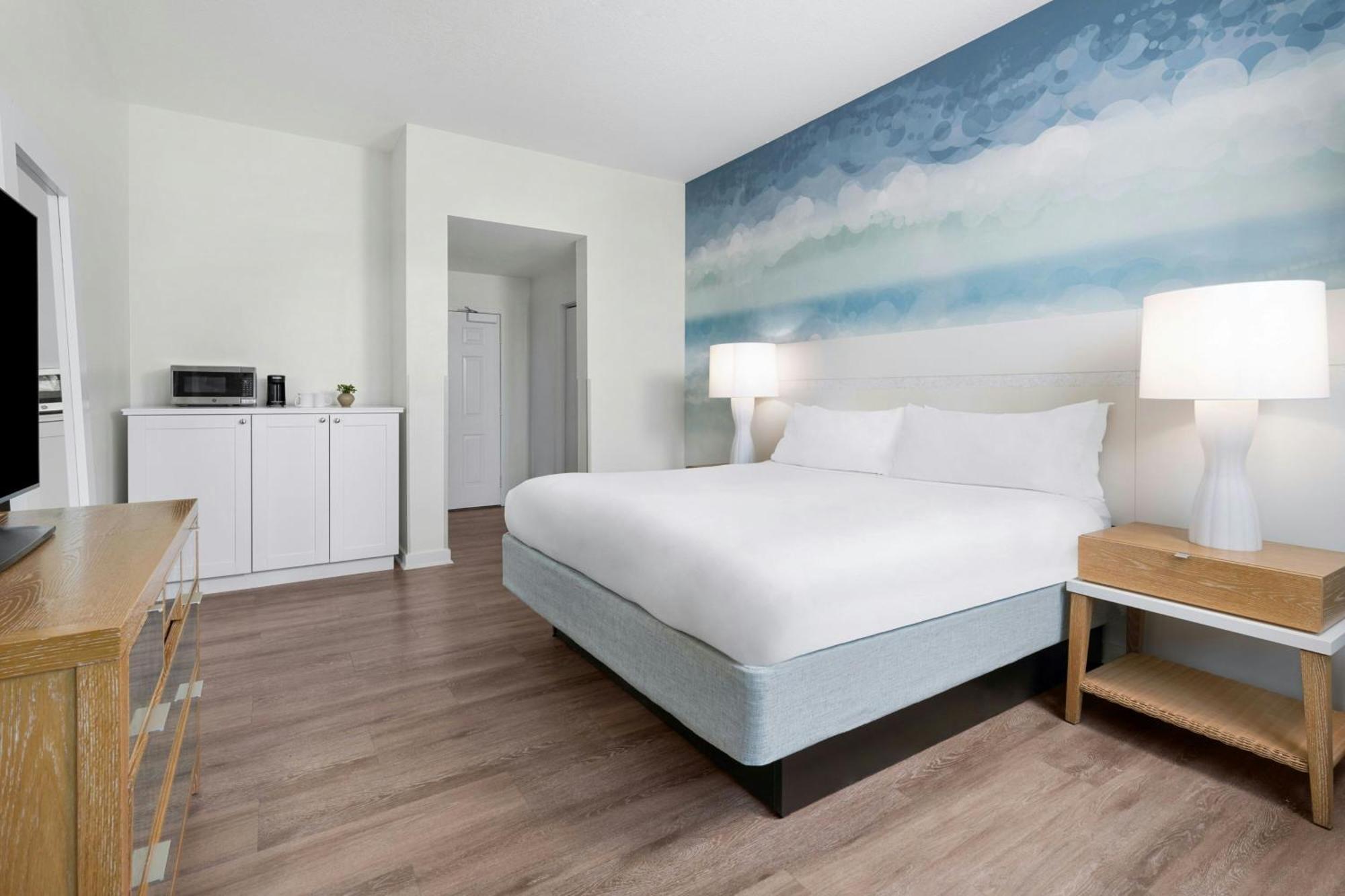 Studio One King Bed,1661645066:JPEG