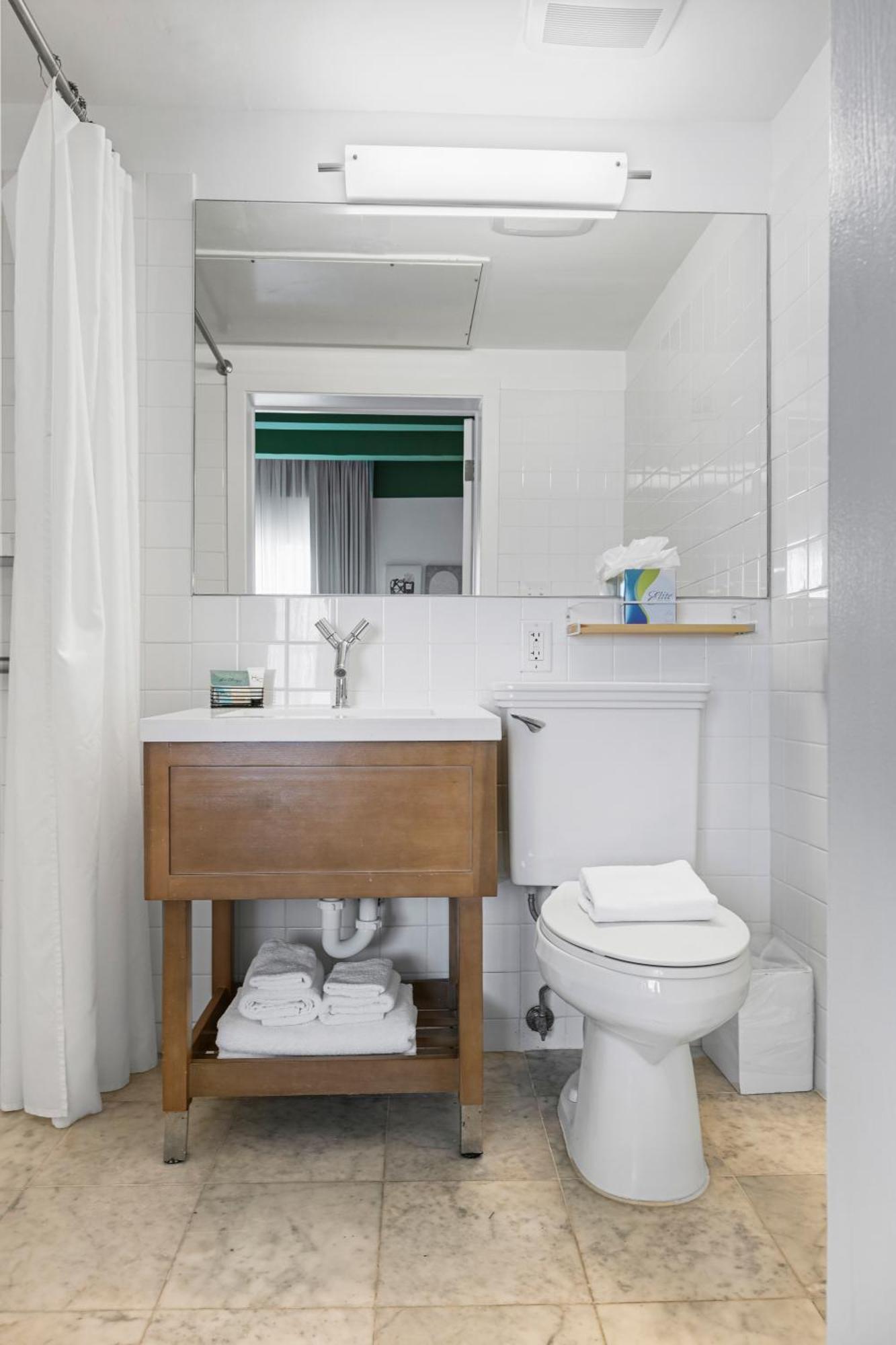 Quarto com Cama King-size - Não Fumantes