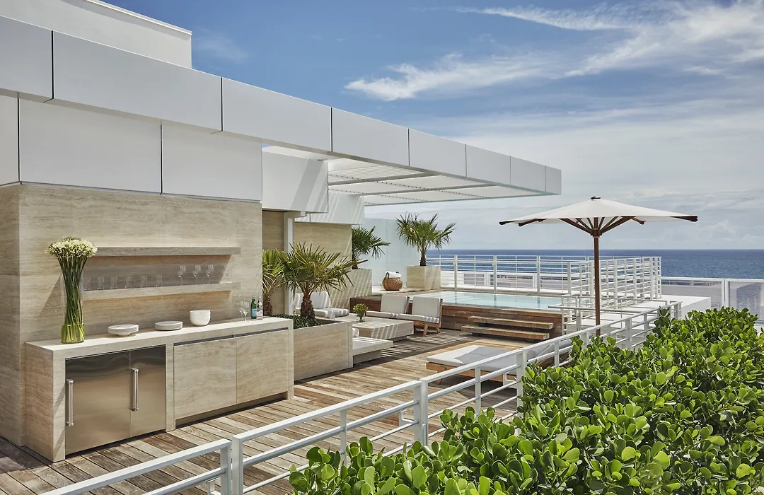 Four Seasons Hotel At The Surf Club-1