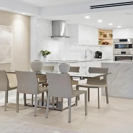3 Bedroom Private Residence At Roney Palace -641-3