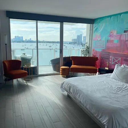 Bay View King Suite With Balcony-2