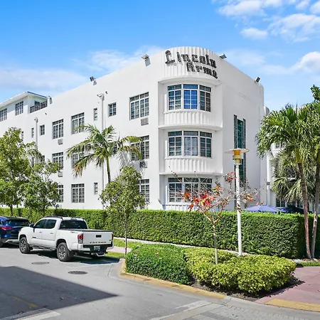 Lincoln Arms Suites-3